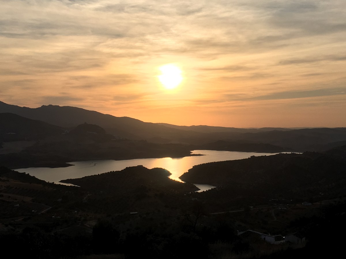 mountain and nature yoga retreat in spain