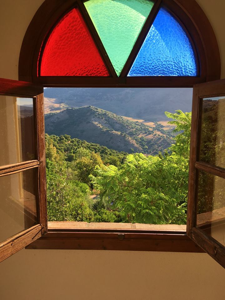 hiking yoga retreat in spain