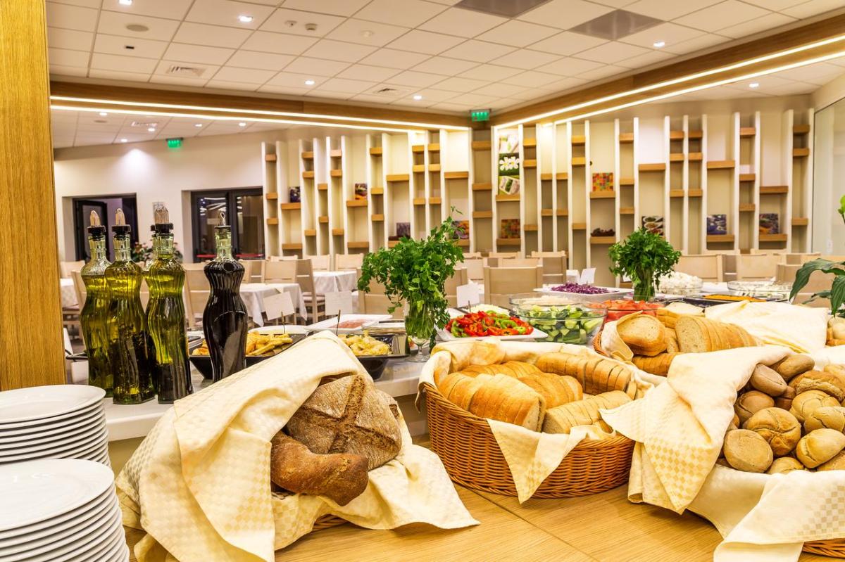 ski yoga retreat bulgaria